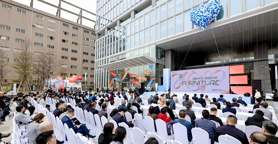 JE Furniture’s Grand Opening: A New Landmark in Office Aesthetics
