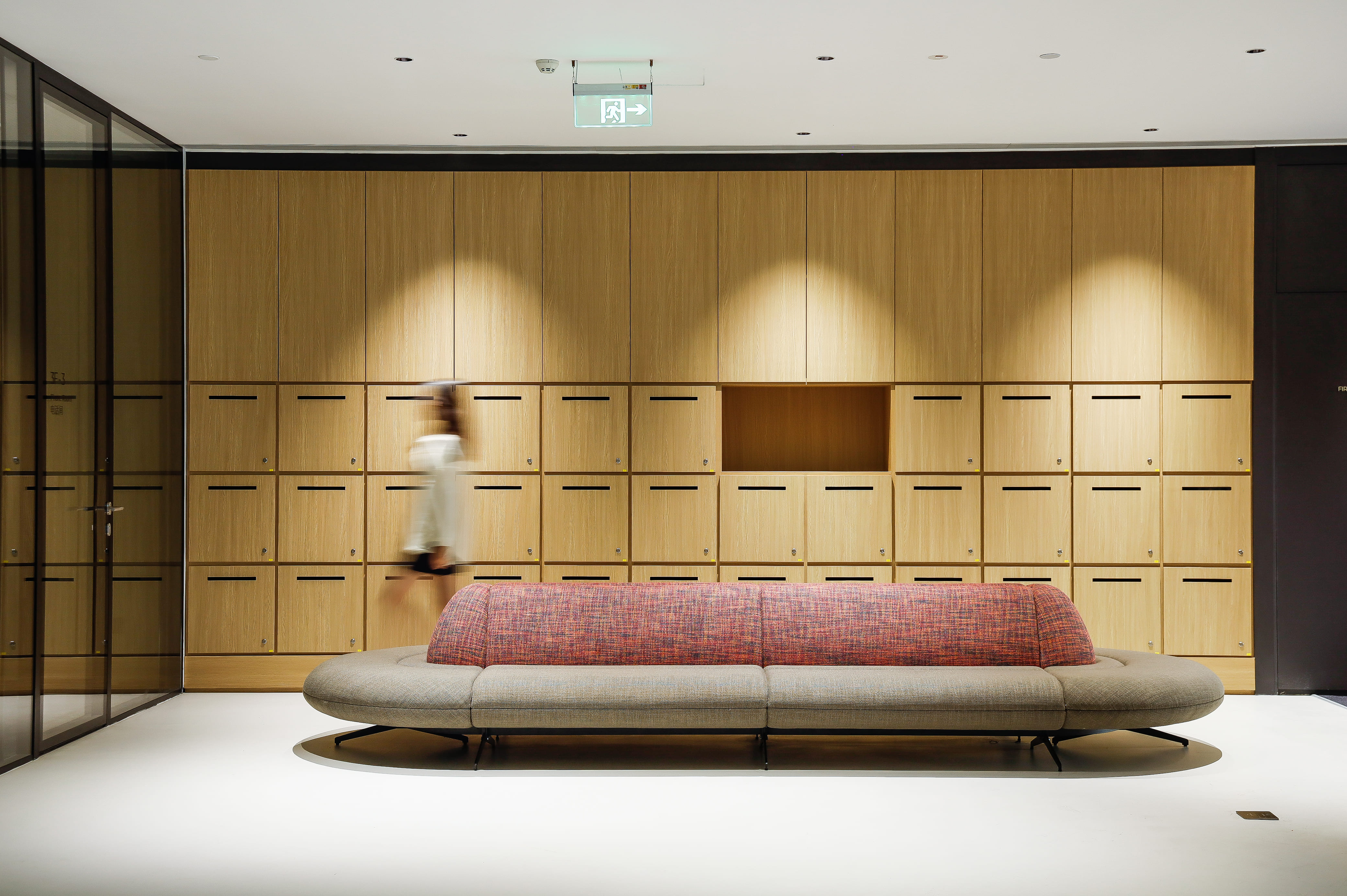 Unleash the vitality of office space with the concept of 