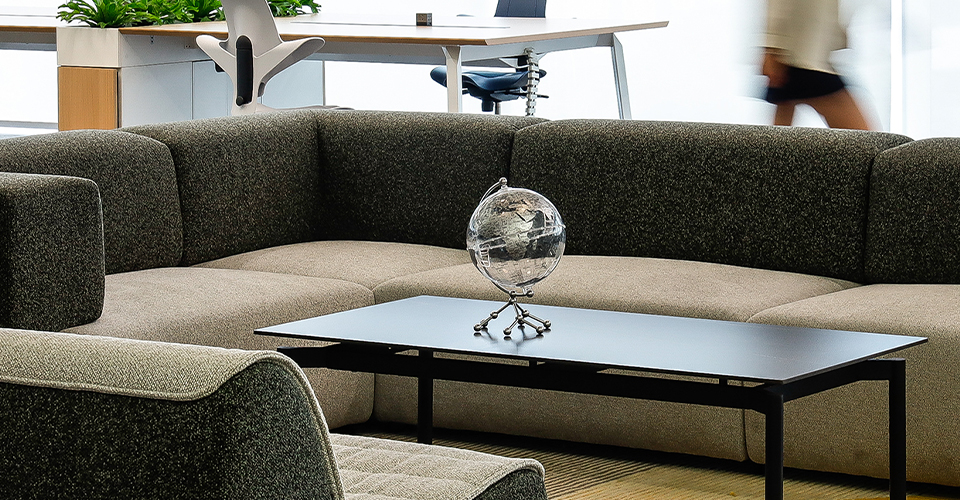 Redefining the Future of Work – JE Furniture × M Moser Design