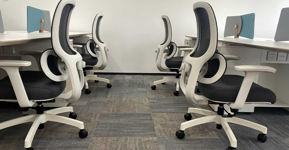 Unlocking Comfort at Work — U-073