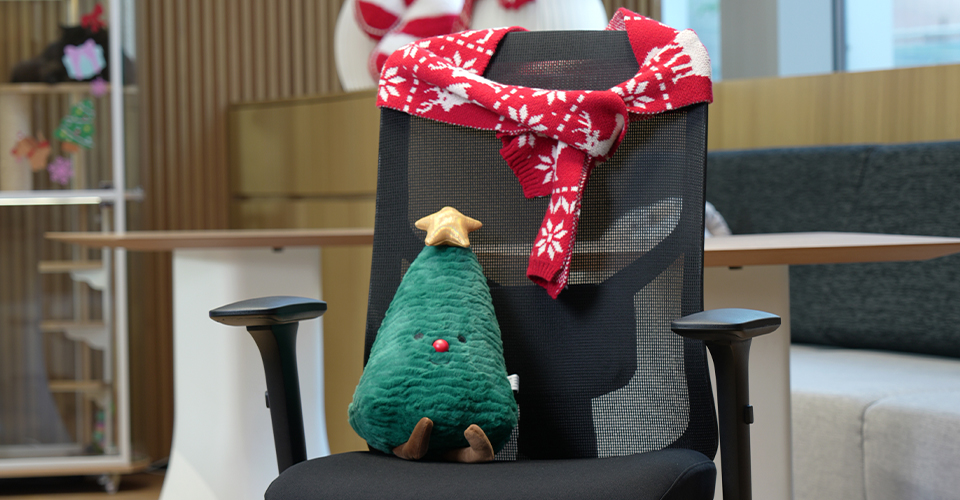 A Christmas Moment at JE Furniture