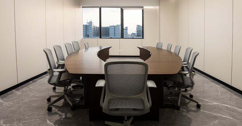 Inside a Smart Manufacturing Headquarters Designed for People and Performance